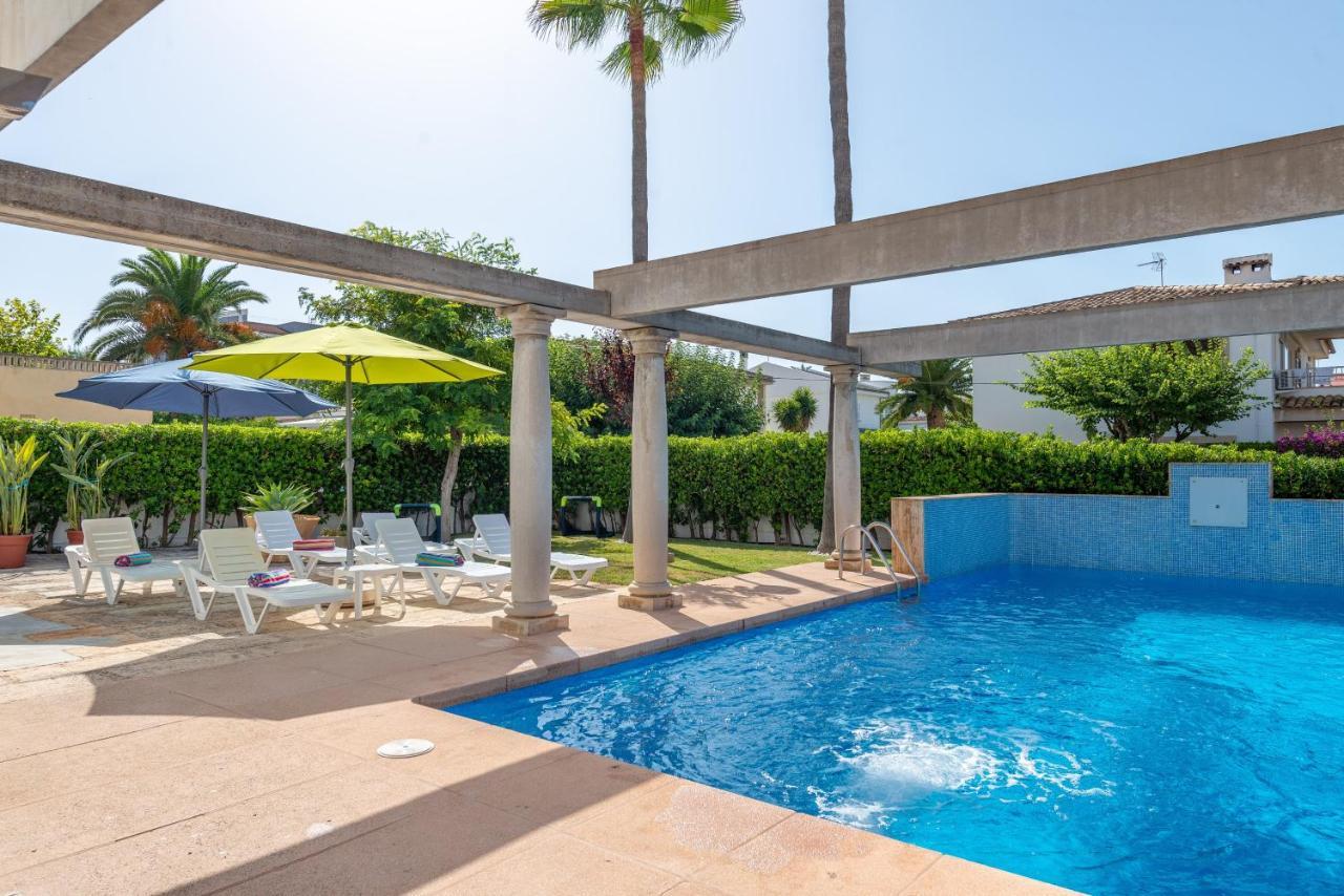 Estrel Villa Can Picafort  Ngoại thất bức ảnh