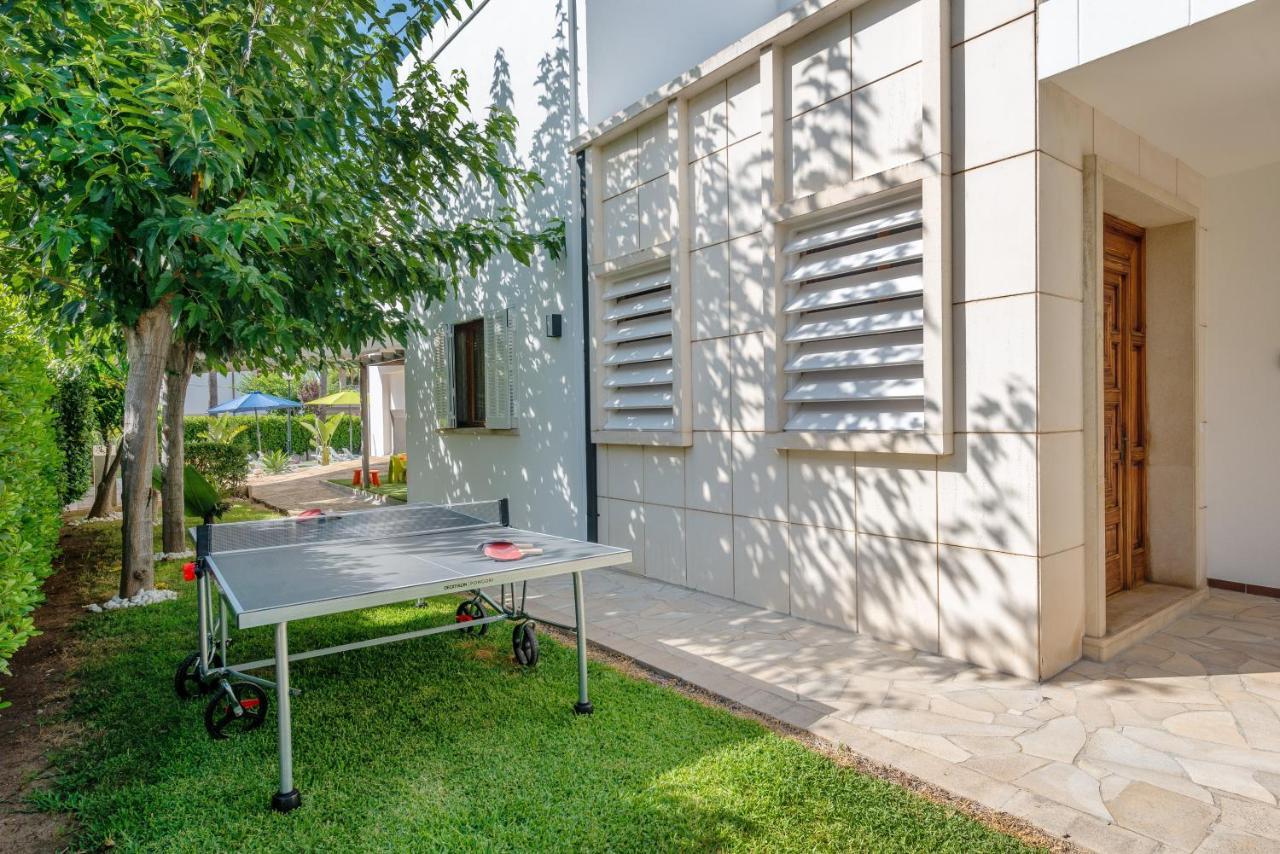 Estrel Villa Can Picafort  Ngoại thất bức ảnh