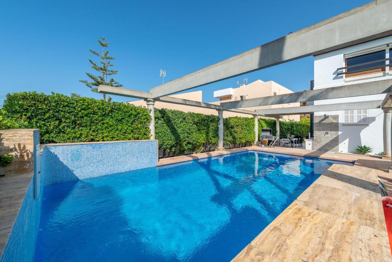 Estrel Villa Can Picafort  Ngoại thất bức ảnh