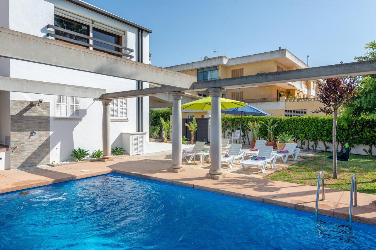 Estrel Villa Can Picafort  Ngoại thất bức ảnh