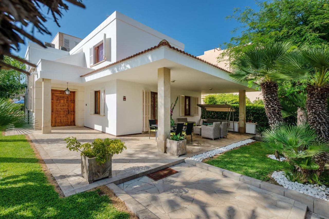 Estrel Villa Can Picafort  Ngoại thất bức ảnh